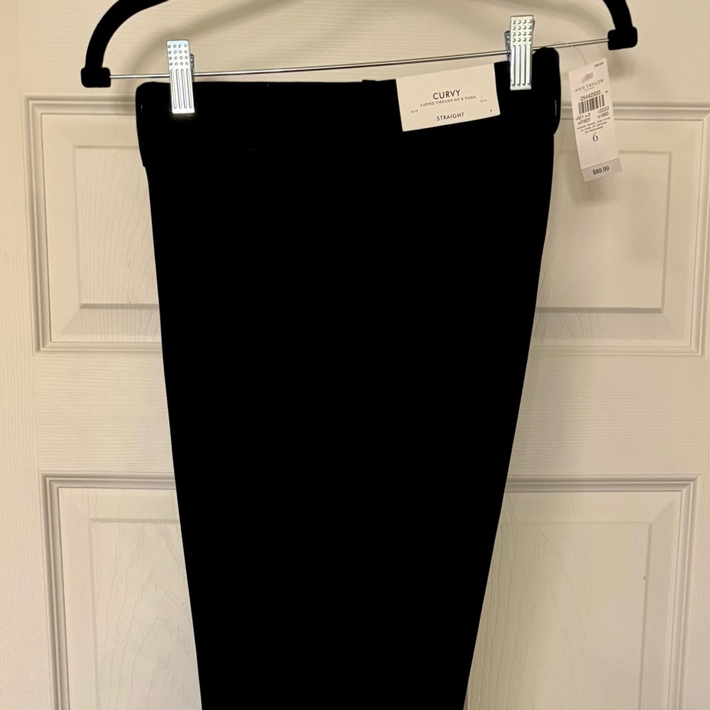 Ann Taylor Women’s Black Dress Pants Trousers- 6 NWT